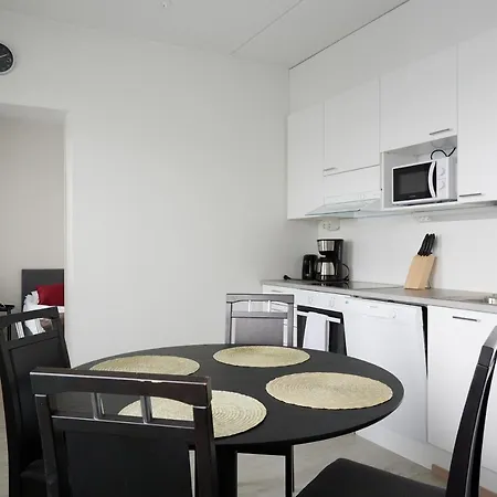 New Apartment, Two Bed Room, Free Car Park Appartamento